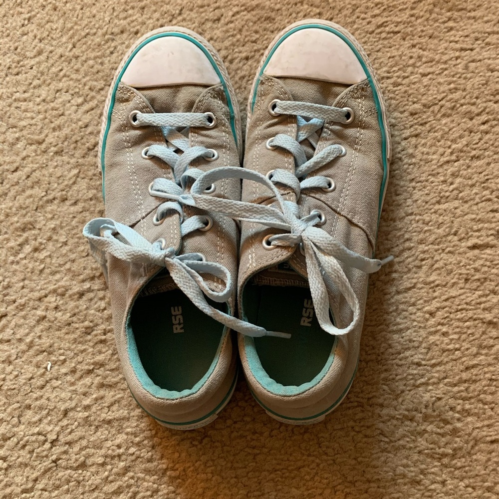 Girl’s Converse shoes